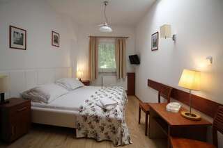 Отели типа «постель и завтрак» Villa Zosieńka Гданьск Двухместный номер с 1 кроватью или 2 отдельными кроватями-1